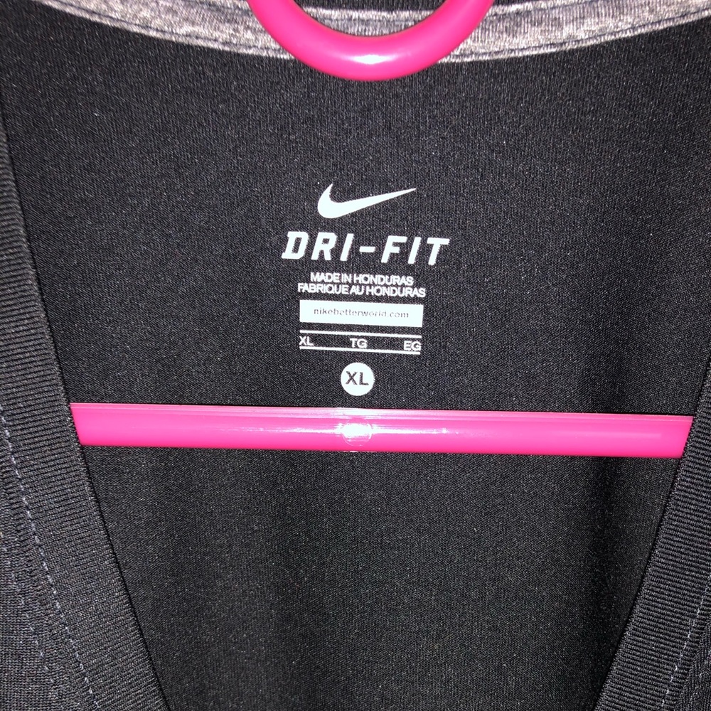 Nike dri-fit shirt - Picture 2 of 4